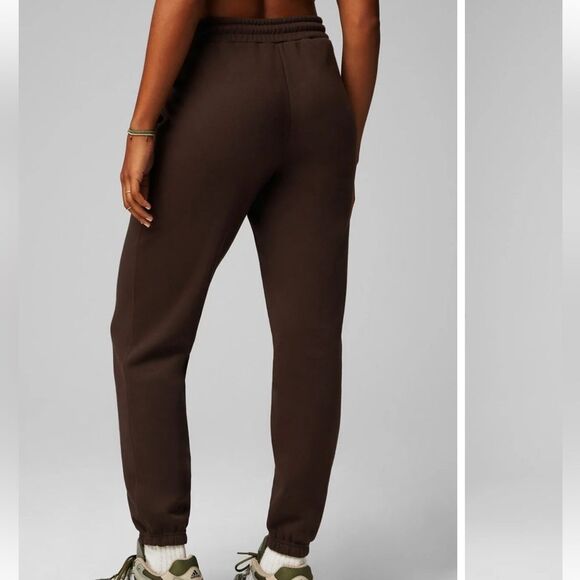 Fabletics Cozy Fleece Go-To Sweatpant Size‎ L & XL Cacao NWT in packaging - Picture 3 of 6